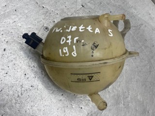 Бачок расширительный, ориг. номер 1K012140, Volkswagen Jetta 5 2005-2010