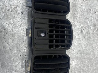 Дефлектор обдува салона, ориг. номер 05009038AA, P12221078A, Chrysler Voyager 4 2004-2008