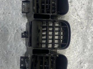 Дефлектор обдува салона, ориг. номер 05009038AA, P12221078A, Chrysler Voyager 4 2004-2008