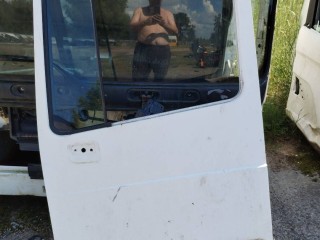 Дверь передняя левая, DAF XF 105 2005-2013