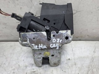 замок багажника, ориг. номер 4E0827645A, Volkswagen Jetta 5 2005-2010