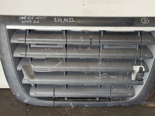 Решетка радиатора левая, ориг. номер 1635705, DAF XF 105 2005-2013
