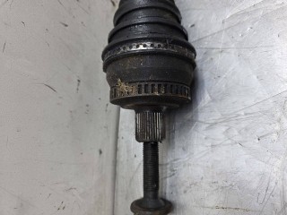 Полуось передняя левая, ориг. номер 8E0407271AB, Audi A4 B6 2000-2006
