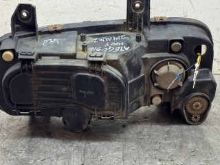 Фара левая, ориг. номер A9738202261, Mercedes-Benz Atego 1998-2013