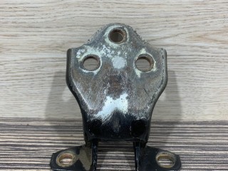 петля двери, Hyundai Santa Fe 1 поколение 2000-2004