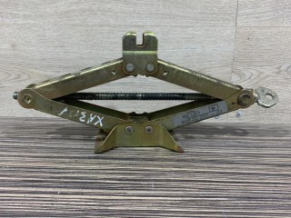 домкрат, Mitsubishi Space Star 1 поколение 1998-2002