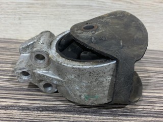 подушка крепления КПП, Volvo V40 1 поколение [2-й рестайлинг] 2002-2004