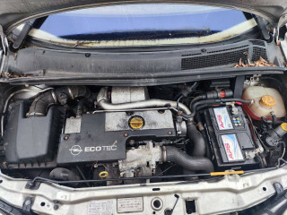 Opel Zafira A [рестайлинг] 2005г. 2.2 л., Y 22 DTR - фото №6