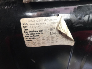 Volkswagen Beetle A4 1999г. 2.0 л. - фото №5