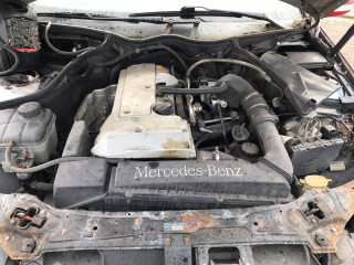 Mercedes-Benz CLK W208 [рестайлинг] 2001г. 1.6 л. - фото №2