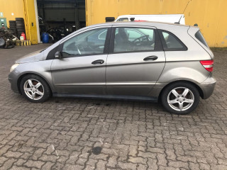 Mercedes-Benz B W245 2006г. 1.7 л. - фото №2