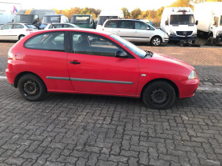 SEAT Ibiza 2 поколение [рестайлинг] 2002г. - фото №3