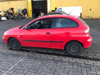 SEAT Ibiza 2 поколение [рестайлинг] 2002г. - фото №2