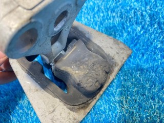 Опора АКПП, ориг. номер 50820-SWW-E01, 50820-SWC-E01, Honda CR-V 2009-2012