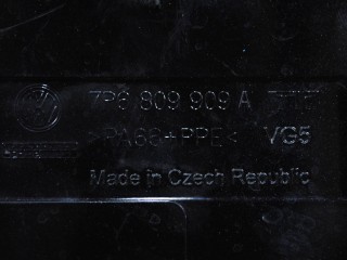 Лючок топливного бака, ориг. номер 7P6809909A, Volkswagen Touareg 2 2010-2014