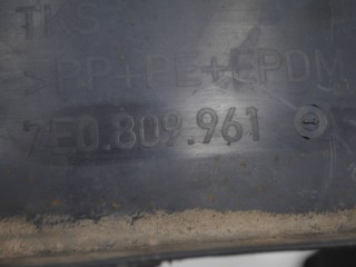Защита арок (подкрылок) передний, ориг. номер 7E0809961A, 7E0809961G, Volkswagen Transporter T5 2002-2009