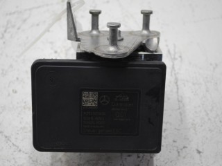 Блок ABS, ориг. номер A2539011400, A2539011300, Mercedes-Benz C-Класс W204/S204/C204 рест 2011-2015