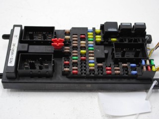 Блок предохранителей, ориг. номер FK7214F041AE, LR078822, Land Rover Discovery Sport 2014-2019