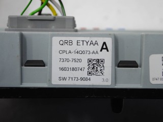 Блок предохранителей, ориг. номер LR041091, CPLA14Q073AA, Land Rover Discovery Sport 2014-2019