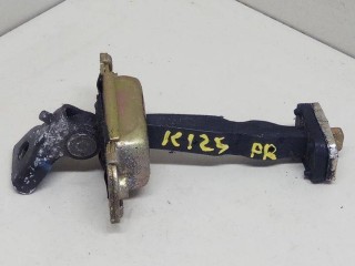 ограничитель открывания двери передней правой, ориг. номер 0K53A58270, Kia Carnival 1 поколение [рестайлинг] 2002-2006