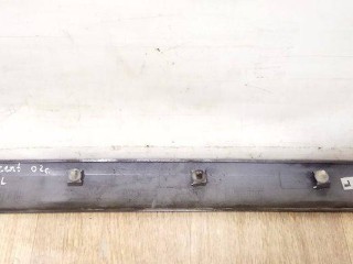 молдинг двери задней левой, ориг. номер 87731-25500, Hyundai Accent 2 поколение 1999-2012