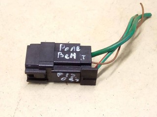 реле электровентилятора, ориг. номер 25230-9F915, Nissan Primera P12 2001-2008