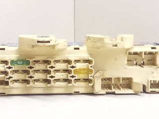 блок реле и предохранителей, ориг. номер TWSCA01C, Mazda Xedos 6 1 поколение 1992-2000