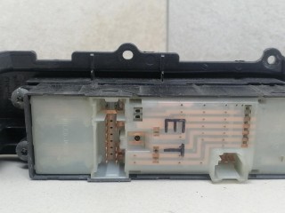 кнопка стеклоподъемника двери передней левой, Nissan X-Trail T30 2000-2004