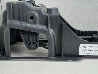 кулиса КПП, ориг. номер 8200743573D, Renault Laguna 3 поколение 2007-2012
