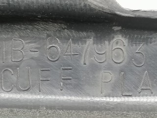 комплект накладок на пороги (внутренние), ориг. номер MB647962, MB647964, MB647963, MB647961, Mitsubishi Sigma 1 поколение 1990-1996