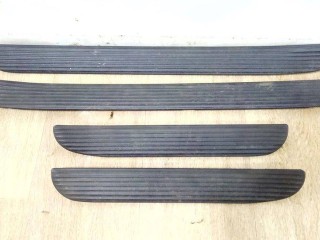 комплект накладок на пороги (внутренние), Nissan Almera Tino V10 2000-2003