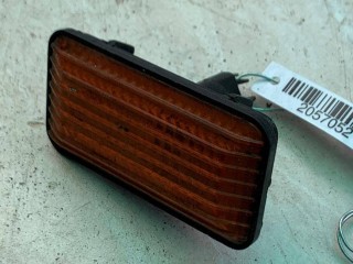 повторитель поворота на крыле, Toyota Carina T170 1988-1992