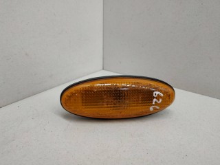 повторитель поворота на крыле, ориг. номер 046-4120, Mazda 626 5 поколение 1997-1999