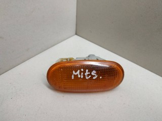 повторитель поворота на крыле, ориг. номер 0191048, 1132-216, Mitsubishi Colt 4 поколение 1992-1996