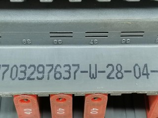 блок реле и предохранителей, ориг. номер 7703297637, Renault Laguna 1 поколение 1993-1998
