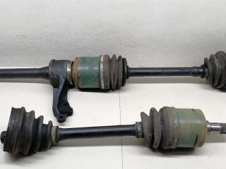 полуось передняя левая, Mitsubishi Sigma 1 поколение 1990-1996