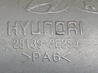 патрубок воздушного фильтра, ориг. номер 28139-2E250, Hyundai Tucson 1 поколение 2004-2010