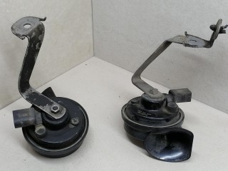 сигнал звуковой, ориг. номер 3C0951223, 3C0951221, Volkswagen Passat B6 2005-2010