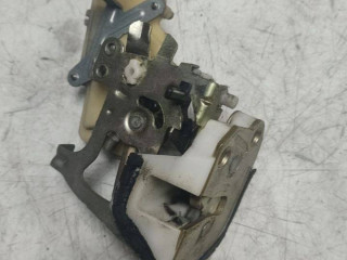 замок двери задней левой, Toyota Yaris 1 поколение XP10 1999-2003