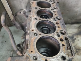 блок цилиндров Opel Astra H 2004-2007, 1.7 л, Z17DTH