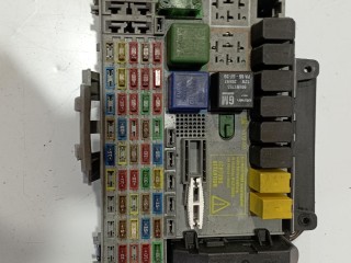 блок предохранителей Opel Astra G 1998-2009, 90589965