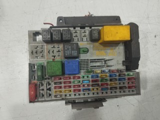 блок предохранителей Opel Astra G 1998-2009, 24412497
