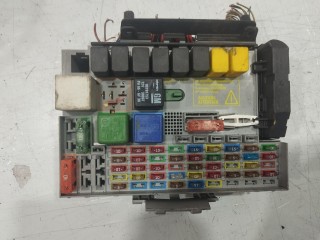 блок предохранителей Opel Astra G 1998-2009, 24412497