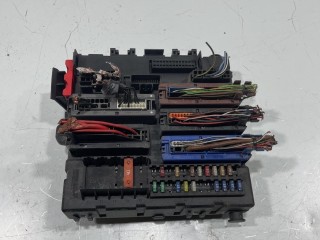 блок предохранителей Opel Vectra C 2002-2005, 13170891