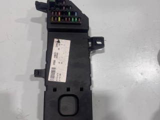 блок предохранителей, ориг. номер 518898002, 13223679, 13193588ND, Opel Vectra C 2002-2005