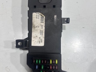 блок предохранителей, ориг. номер 518898002, 13223679, 13193587, Opel Vectra C 2002-2005