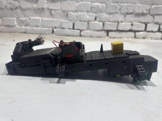 блок предохранителей, ориг. номер 518898002, 13223679, 13193587, Opel Vectra C 2002-2005