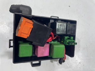 блок реле и предохранителей Opel Astra G 1998-2009, 90560119