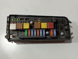 блок предохранителей, ориг. номер 90226846, 24438887, 0332209136, 13170898, 519067102, Opel Vectra C 2002-2005