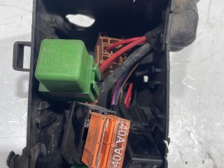 блок реле и предохранителей Opel Astra G 1998-2009, 03447012